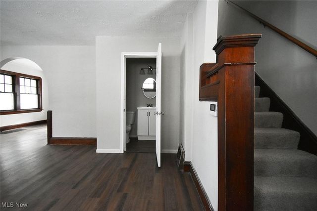 782 Frederick Boulevard, Akron, OH 44320