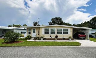 121 PYRACANTHA LANE, Leesburg, FL 34748