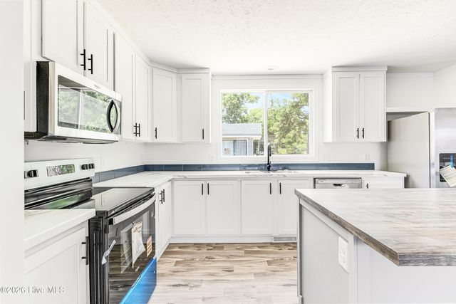 1990 Waterloo Street SW, Ocean Isle Beach, NC 28469
