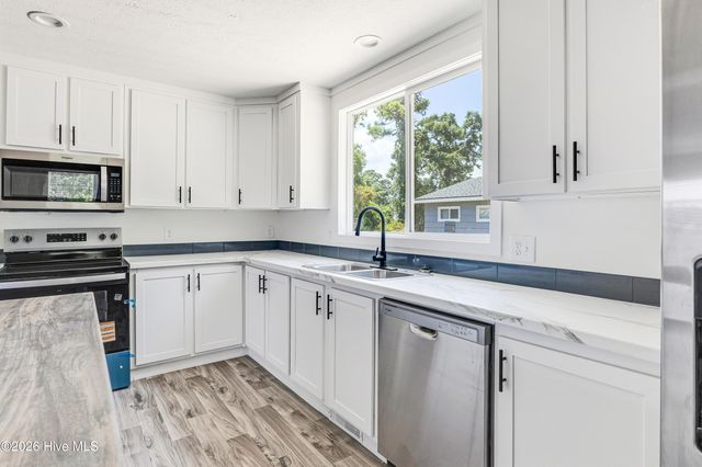 1990 Waterloo Street SW, Ocean Isle Beach, NC 28469