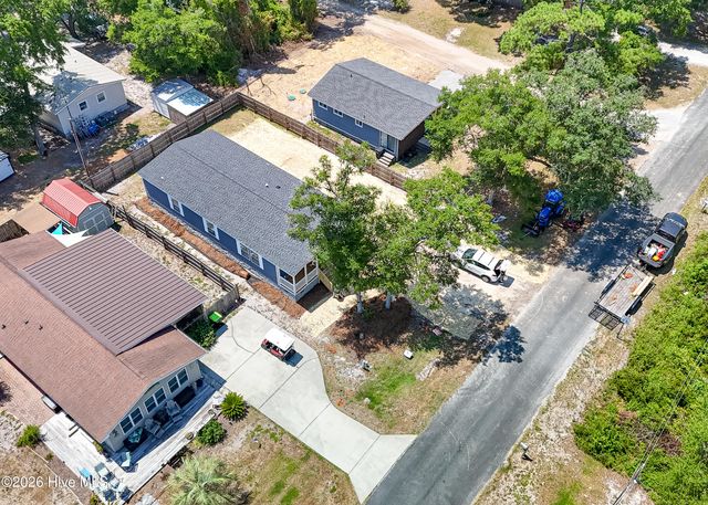 1990 Waterloo Street SW, Ocean Isle Beach, NC 28469