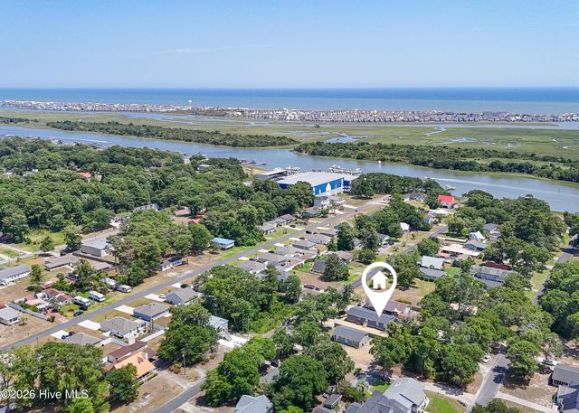 1990 Waterloo Street SW, Ocean Isle Beach, NC 28469