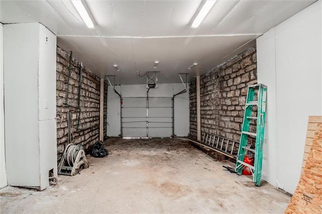 352 N 32nd Street, Kansas City, KS 66102
