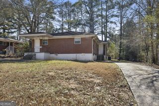 61 Pine Street NE, Fairburn, GA 30213