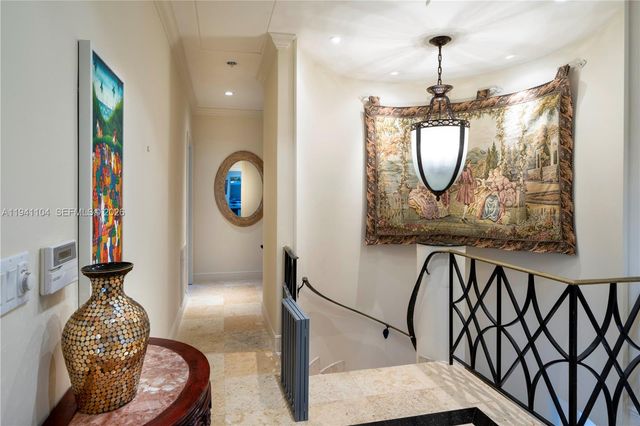 6465 Pine Tree Drive Cir, Miami Beach, FL 33141