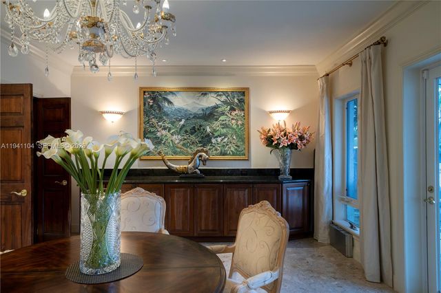 6465 Pine Tree Drive Cir, Miami Beach, FL 33141