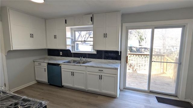 11108 E 57th Street, Raytown, MO 64133