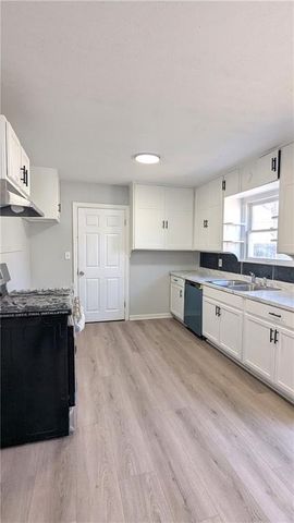 11108 E 57th Street, Raytown, MO 64133