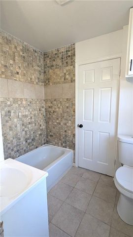 11108 E 57th Street, Raytown, MO 64133