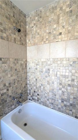 11108 E 57th Street, Raytown, MO 64133