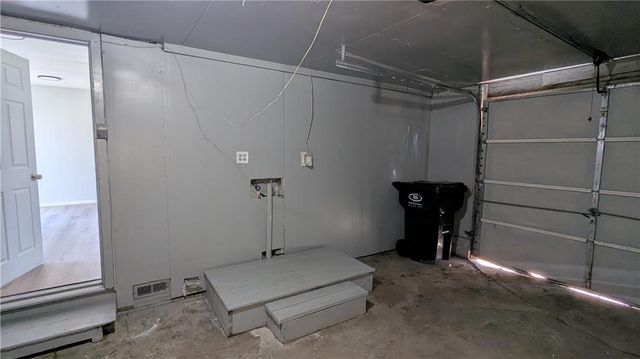 11108 E 57th Street, Raytown, MO 64133