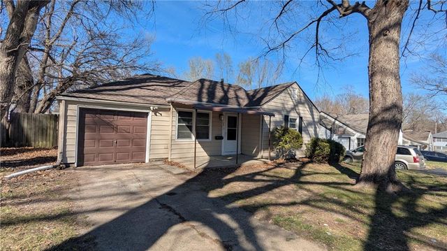 11108 E 57th Street, Raytown, MO 64133