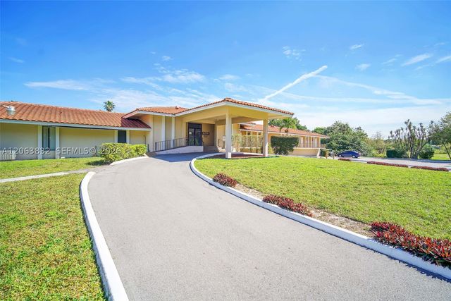 4160 Inverrary Dr 308, Lauderhill, FL 33319