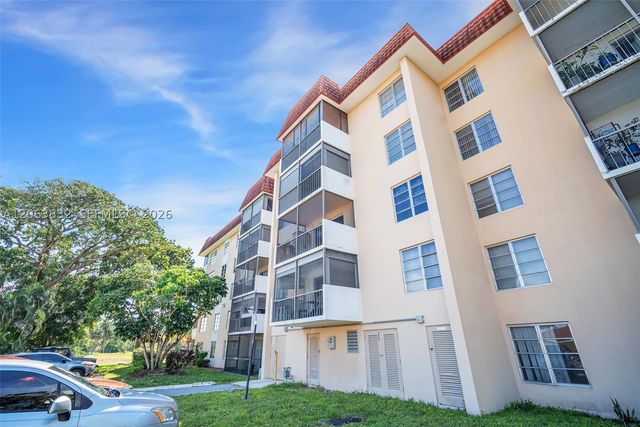 4160 Inverrary Dr 308, Lauderhill, FL 33319