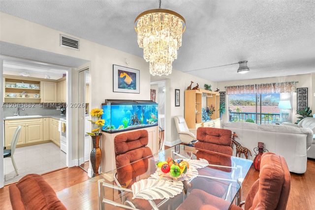 4160 Inverrary Dr 308, Lauderhill, FL 33319