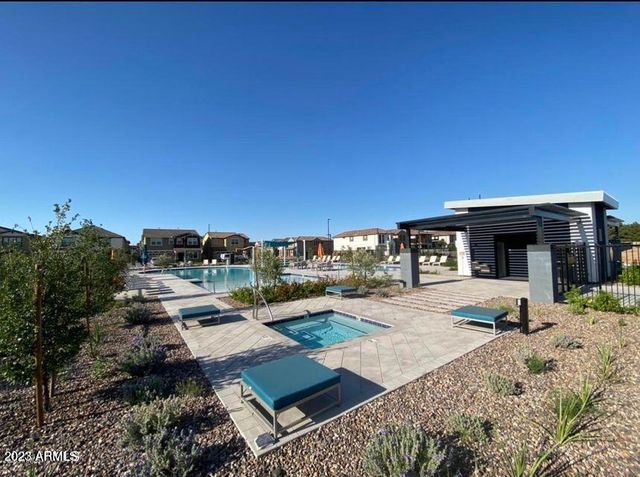1087 E Chapman Drive, Chandler, AZ 85286
