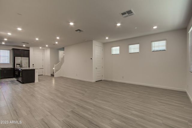 1087 E Chapman Drive, Chandler, AZ 85286