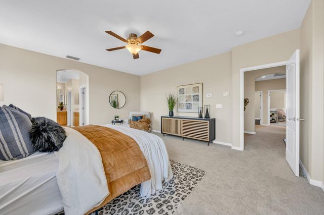 8425 Briggs Dr, Roseville, CA 95747