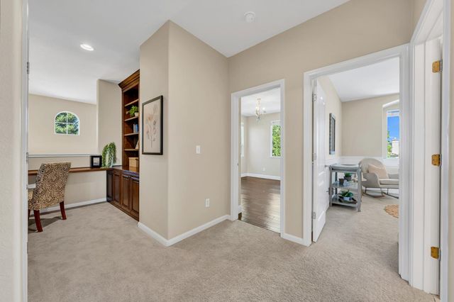 8425 Briggs Dr, Roseville, CA 95747