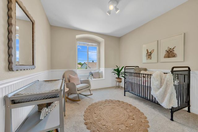 8425 Briggs Dr, Roseville, CA 95747
