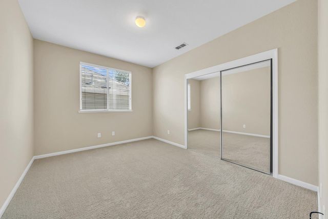 8425 Briggs Dr, Roseville, CA 95747