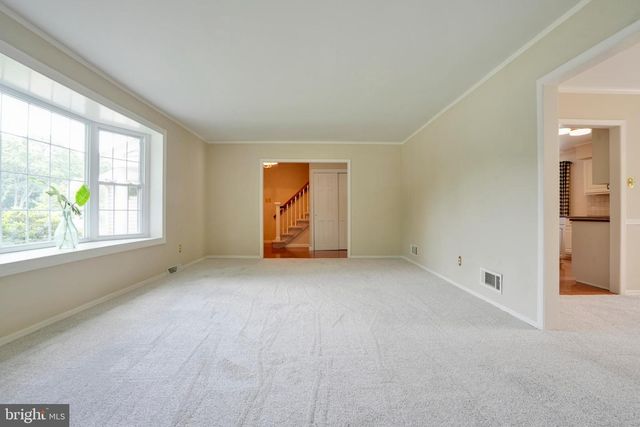 49 DORCHESTER RD, Collegeville, PA 19426