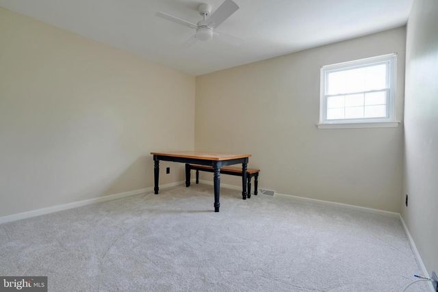 49 DORCHESTER RD, Collegeville, PA 19426