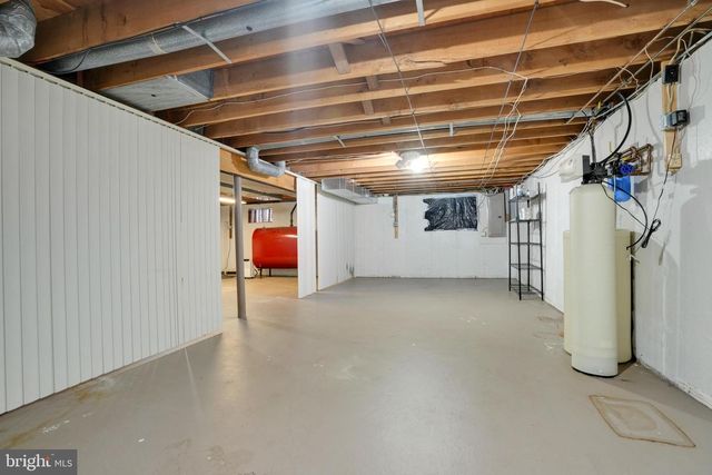 49 DORCHESTER RD, Collegeville, PA 19426