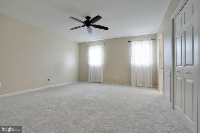 49 DORCHESTER RD, Collegeville, PA 19426