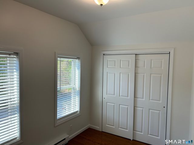 34 Cottage Street, New Hartford, CT 06057