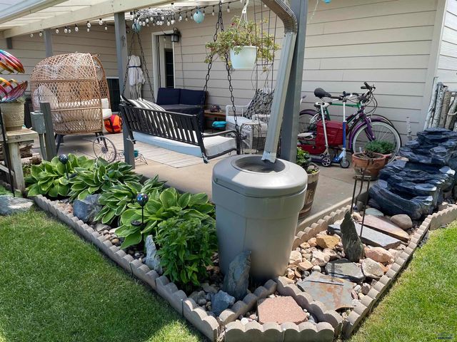 1613 ELK CT, Sturgis, SD 57785