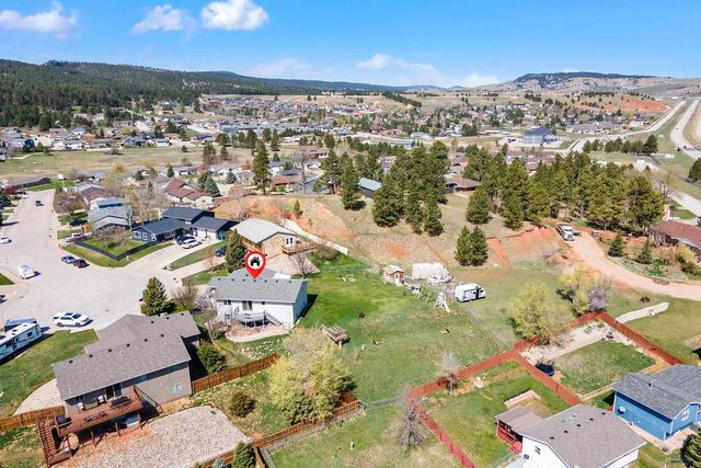 1613 ELK CT, Sturgis, SD 57785
