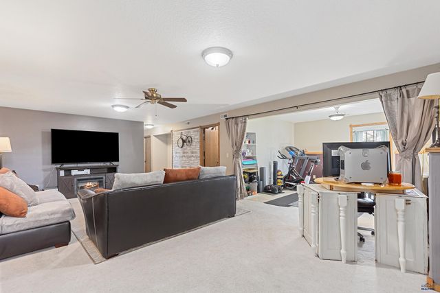 1613 ELK CT, Sturgis, SD 57785