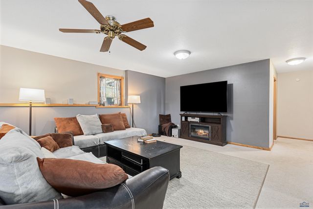 1613 ELK CT, Sturgis, SD 57785