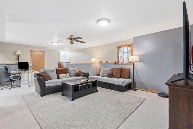 1613 ELK CT, Sturgis, SD 57785