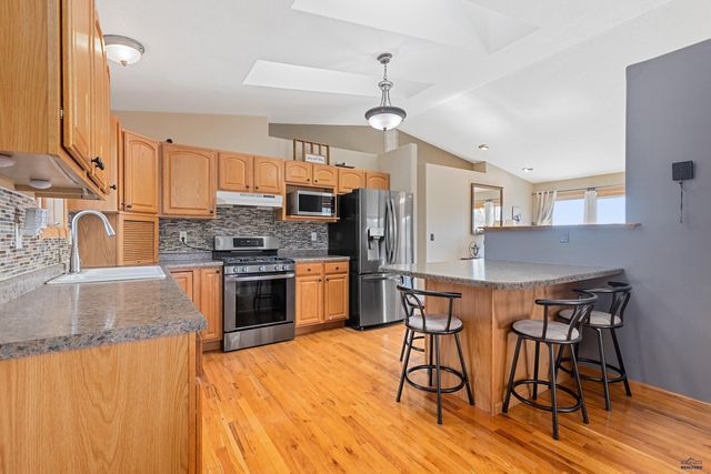 1613 ELK CT, Sturgis, SD 57785