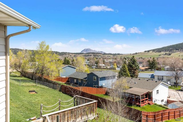 1613 ELK CT, Sturgis, SD 57785