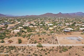 Lot 2 E Creek Canyon Road 2, Phoenix, AZ 85086