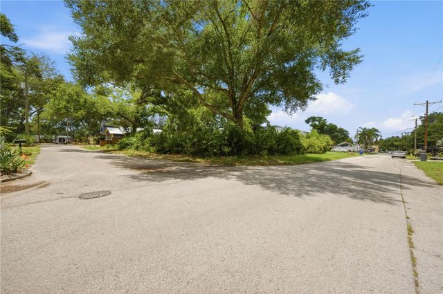 6612 N 9TH STREET, Tampa, FL 33604