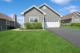 1885 Golfview DRIVE #35-17, Lake Geneva, WI 53147
