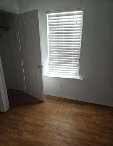 100 N Tilden, Midland, TX 79701