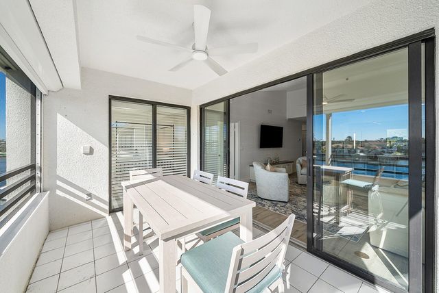 944 Oak Harbour Drive 944, Juno Beach, FL 33408