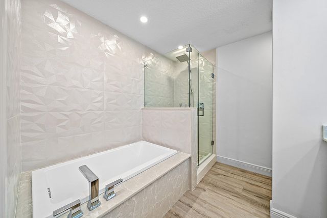 944 Oak Harbour Drive 944, Juno Beach, FL 33408