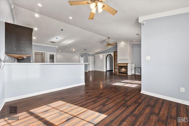 8572 Ironwood Avenue, California City, CA 93505