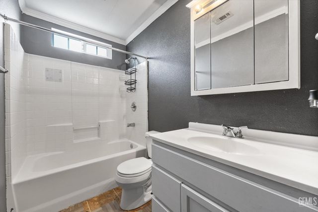 8572 Ironwood Avenue, California City, CA 93505