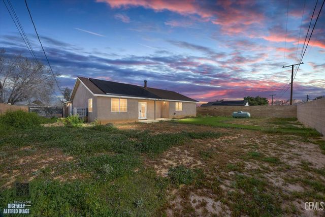 8572 Ironwood Avenue, California City, CA 93505