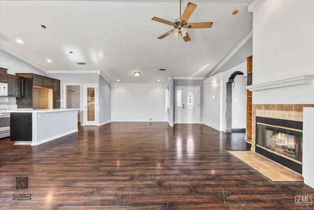 8572 Ironwood Avenue, California City, CA 93505