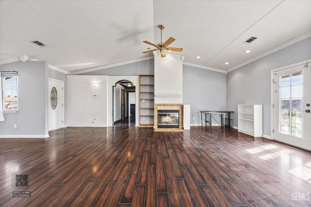 8572 Ironwood Avenue, California City, CA 93505