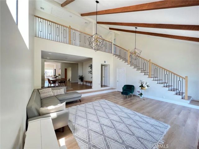 1432 N Catalina Street, Burbank, CA 91505