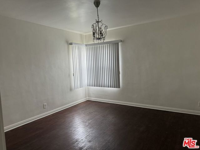 2722 W 43rd Place, Los Angeles, CA 90008